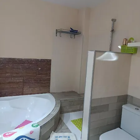 Maribel شقة لقنت